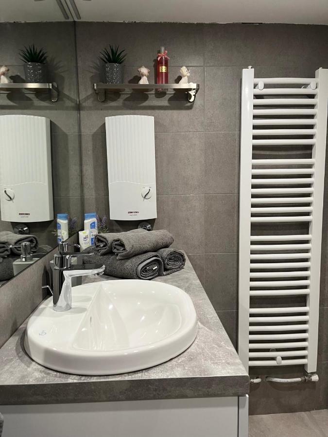 Apartament Airport Gate 25 Ledine Zewnętrze zdjęcie